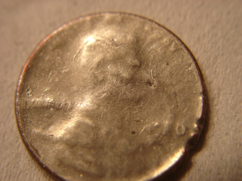 Copper-Lincoln-Memorial-Cent--Capped-Die-Error---Missing-Copper-Obv?